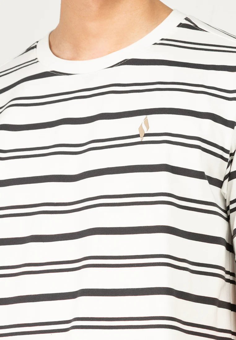 Urban Outdoor: Short Sleeve Tee - Image 3