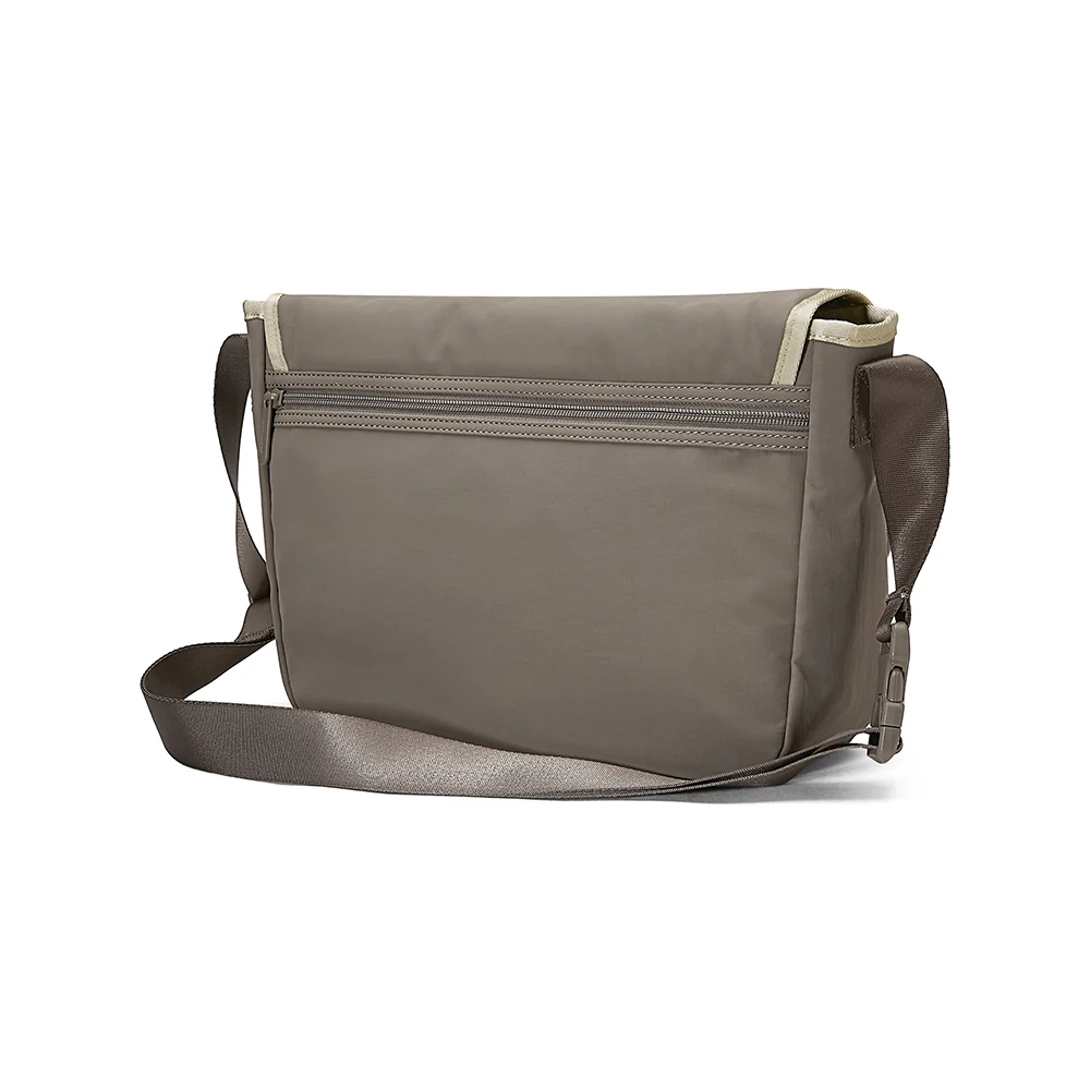 Sport Utility: Shoulder Bag - Image 4