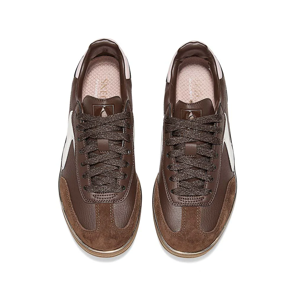 Court Classics Hotshot - Living Luxe - Image 4