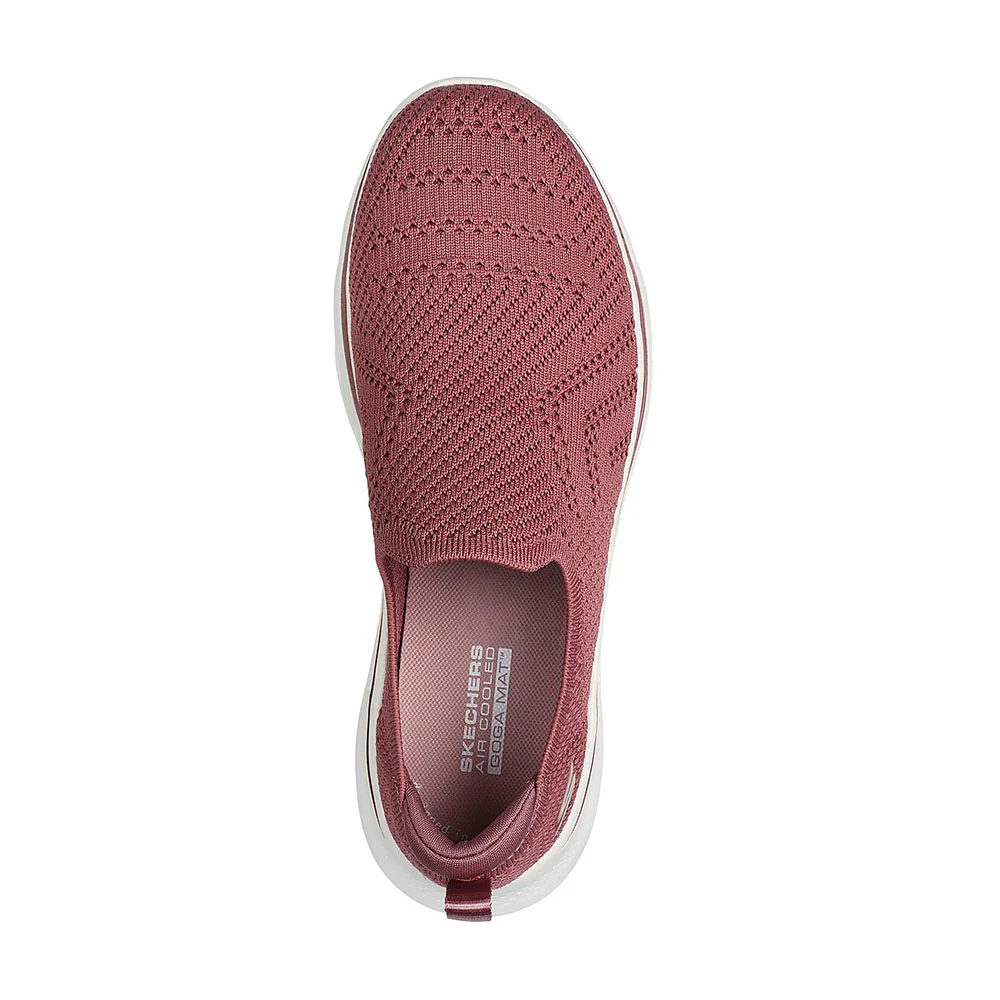 GOwalk 7 - Amina - Image 3