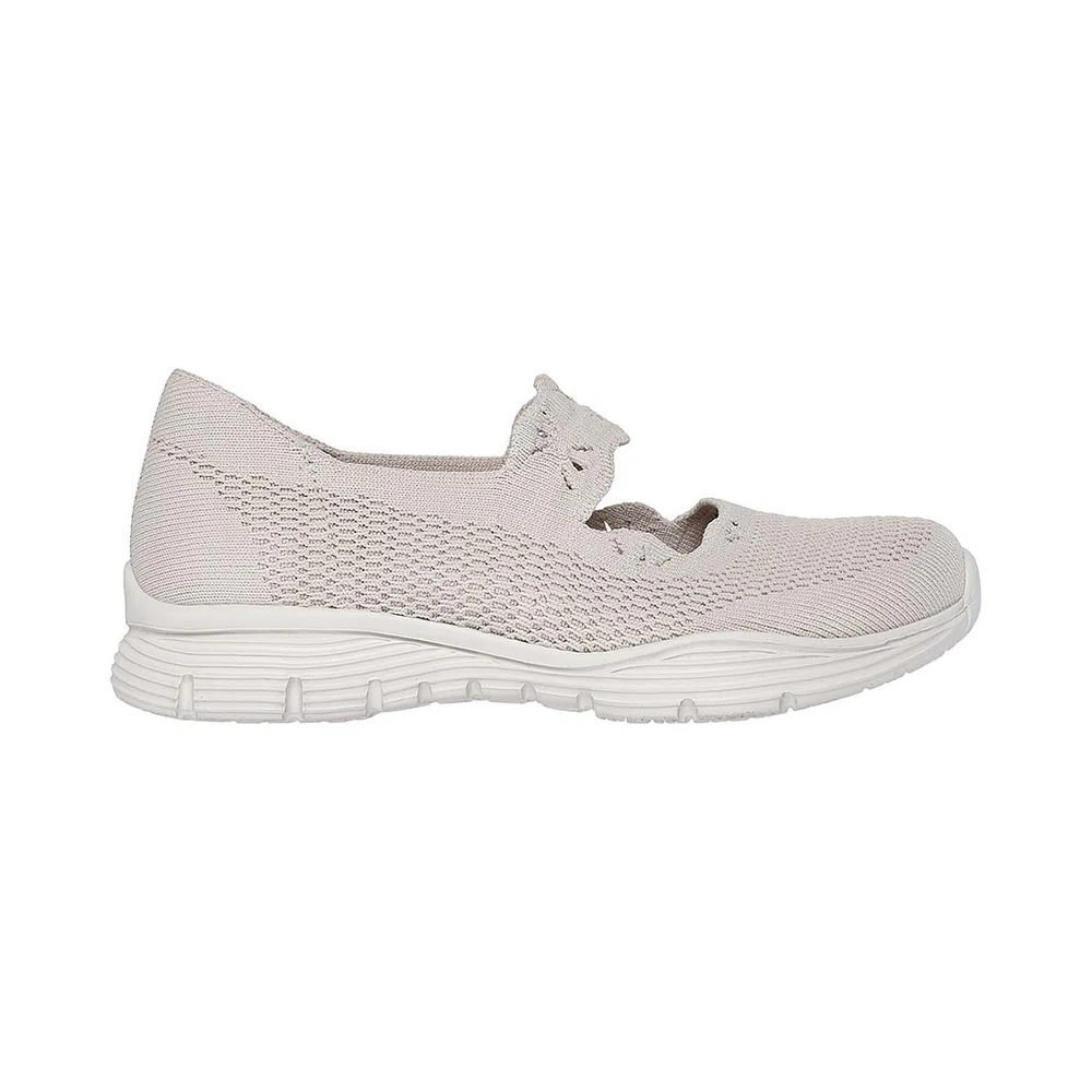 Modern Comfort Seager - Cute N' Coy