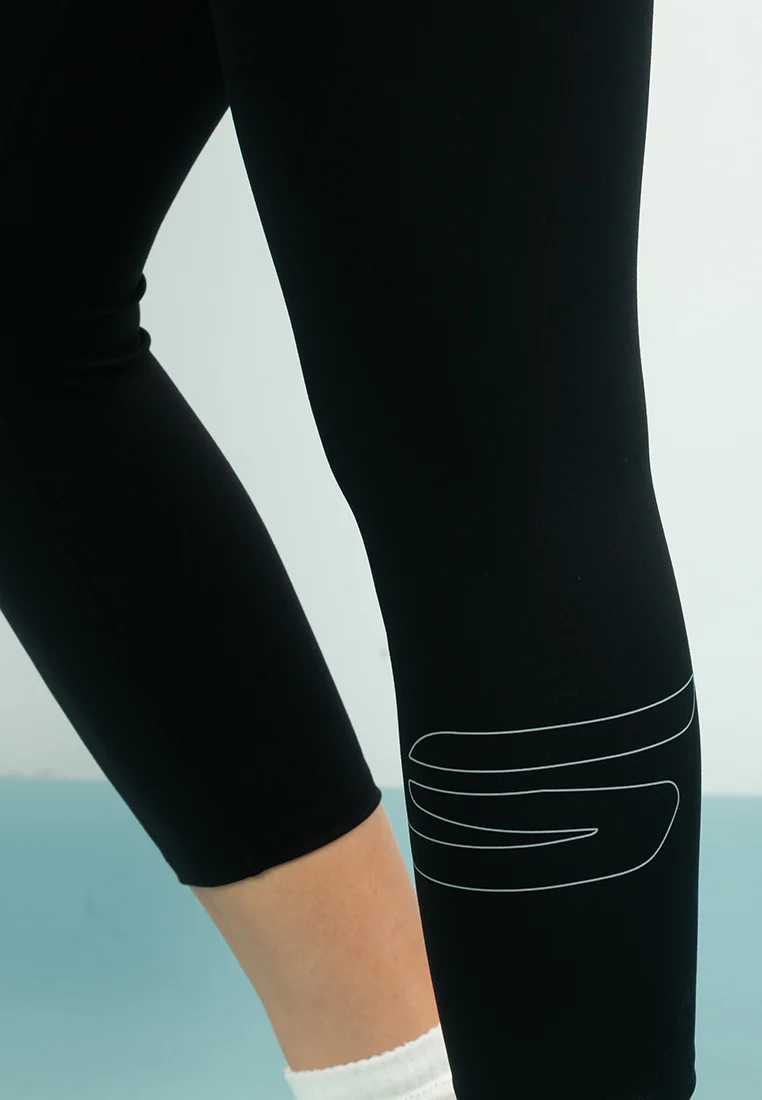 Walking: Performance Leggings - Image 3
